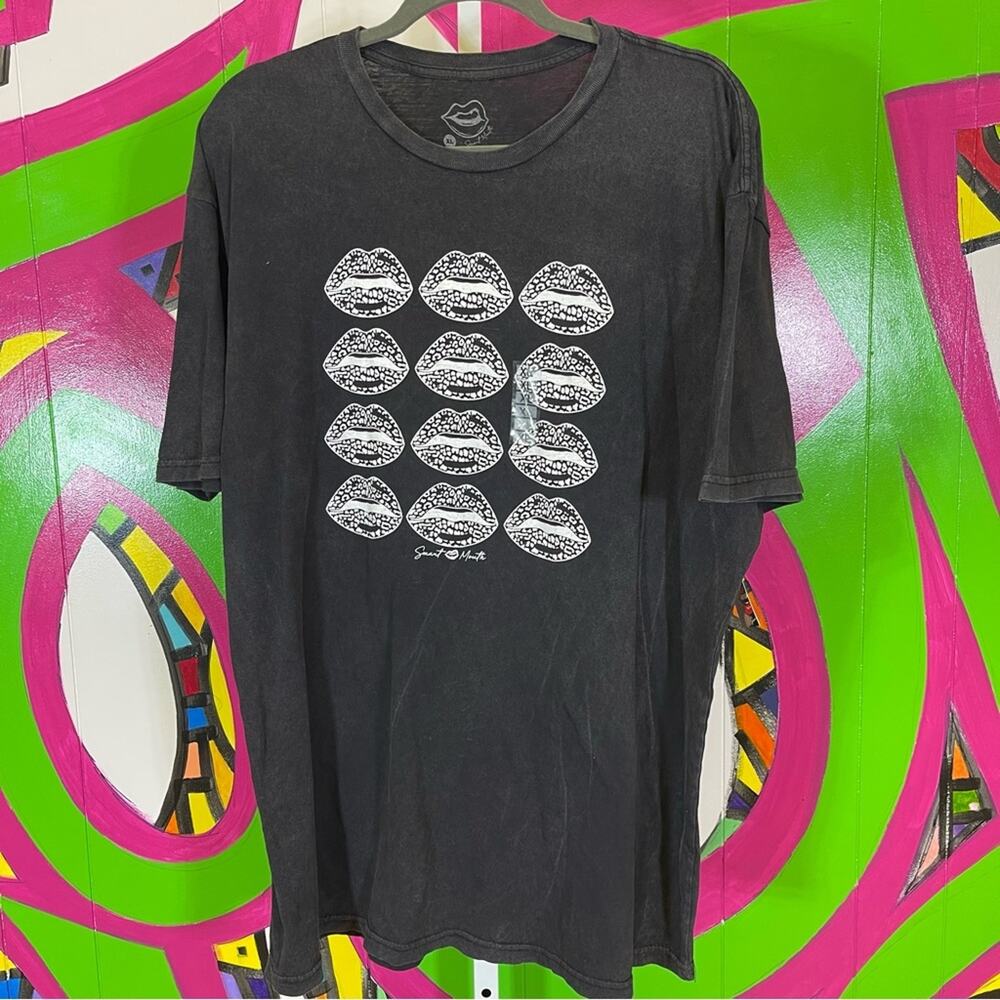 NWT Smart Mouth Graphic T-Shirt. Size XL.